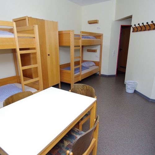 djo landesheim rot mittleres geschoss 6 bettzimmer 02